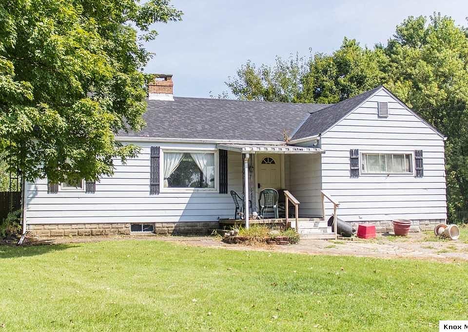 1st image of 5 Lakeview Dr
