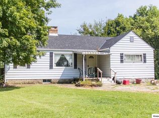 5 Lakeview Dr, Mount Vernon, OH 43050