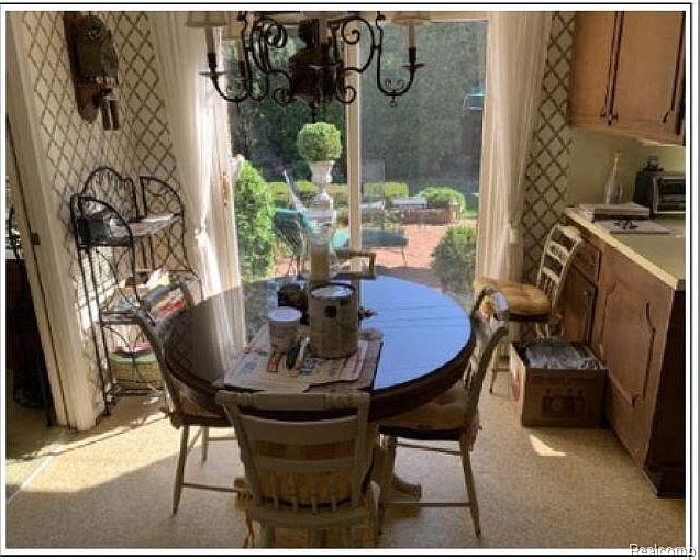 491 Colonial Rd, photo 25