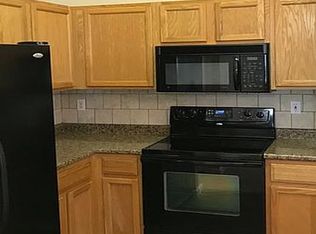 714 Homerun Dr, O'Fallon, MO 63366