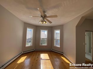 9 Beacon Pl #2, Somerville, MA 02143
