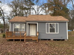 2240 Pin Oak Cir, Haughton, LA 71037