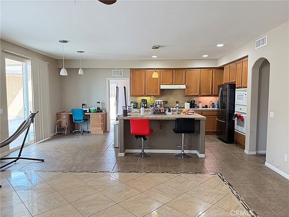 3rd image of 12623 Torrey Pine Rd