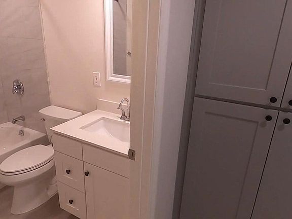 3rd image of 7923 Breen Ave