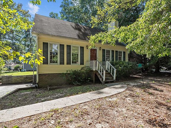 3rd image of 2614 Woodmont Dr
