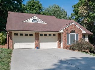 612 Wildwood Ln, Graham, NC 27253