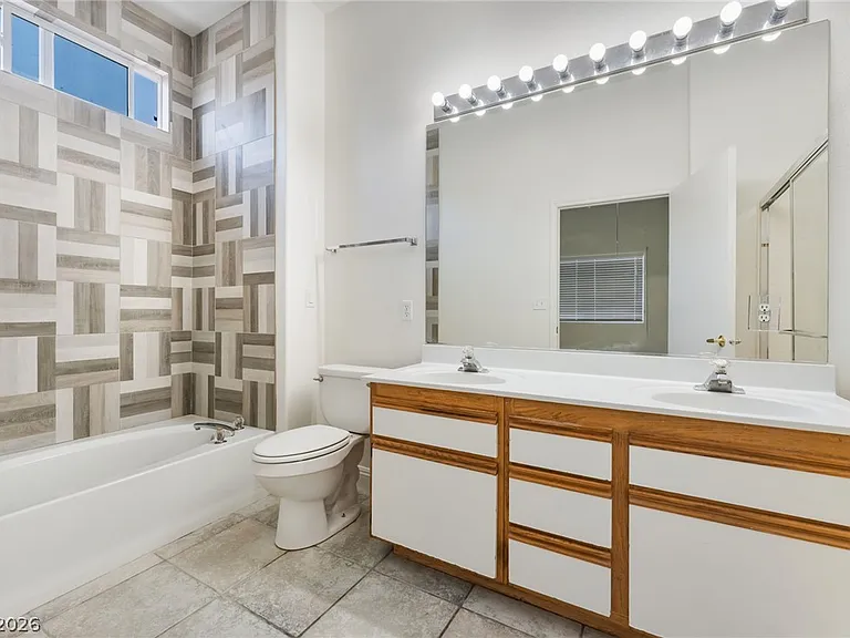 1652 Wendell Williams Ave — Photo 20