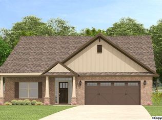 2524 W Winfield Cir, Huntsville, AL 35803