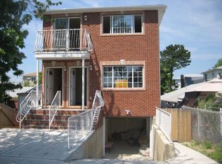 23037 148th Ave, Springfield Gardens, NY 11413