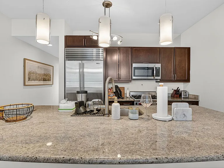 525 Kedzie St — Photo 65