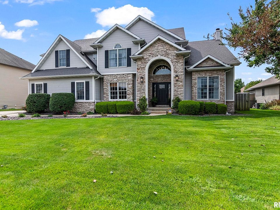 1st image of 2721 Dickens Dr