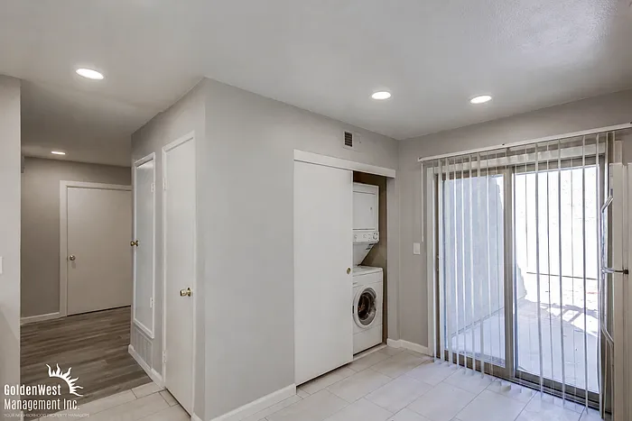 6357 Rancho Mission Rd #5 — Photo 15