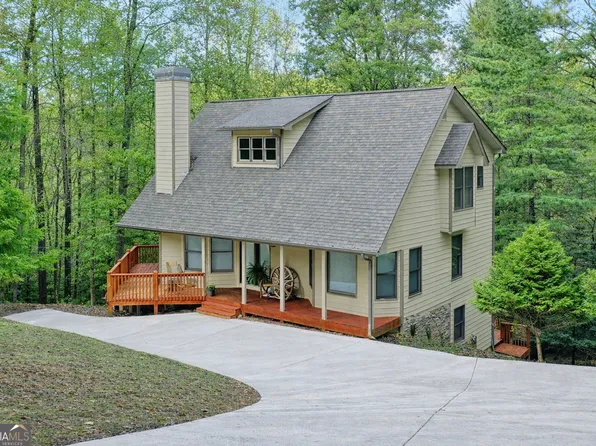 143 Hidden Lake Cir, Ellijay, GA 30536