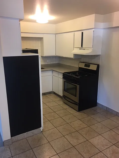 1 bed, $1,300 — Photo 4