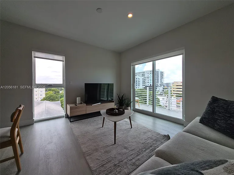 1938 Jackson St #502 — Photo 34