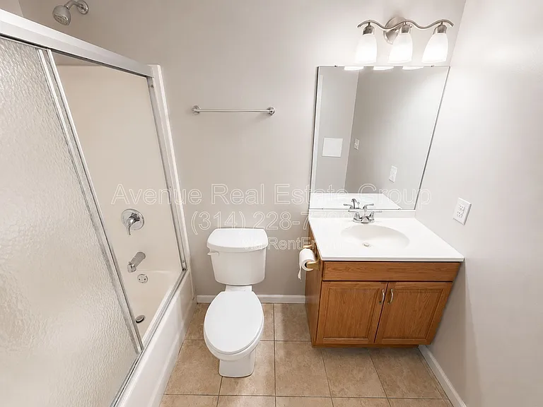 555 Fortress Ct — Photo 19