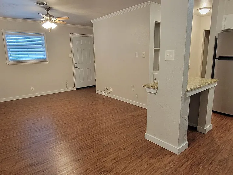 2428 Louise St #2505 — Photo 50