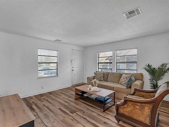 4th image of 373 Eron Way #47