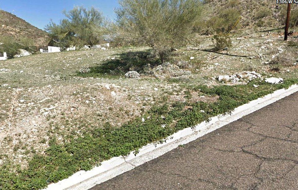 2nd image of 10701 N 15th Ave