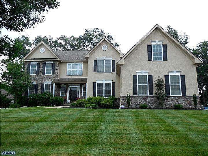1st image of 340 Sterling Ln