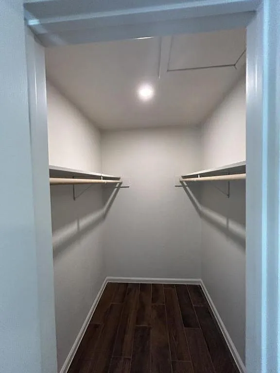 1001 Lewis Drive — Photo 4