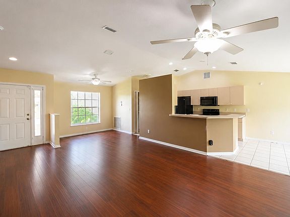 4th image of 491 SE STARFLOWER Avenue