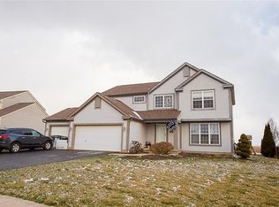 1043 Margate Cir, London, OH 43140