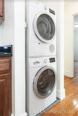 2nd image of 56 W 106th St APT 5B