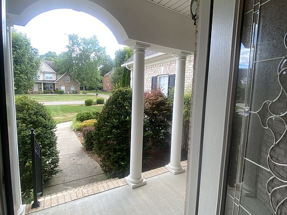 2nd image of 5210 Stonewood Dr