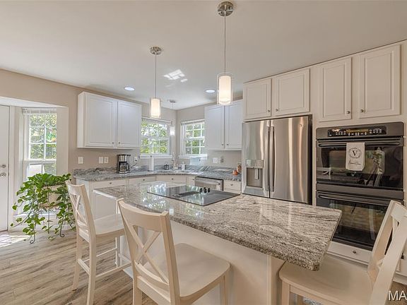 5th image of 10824 Mulberry Dr