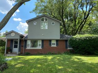 326 E Lowry Ln, Lexington, KY 40503