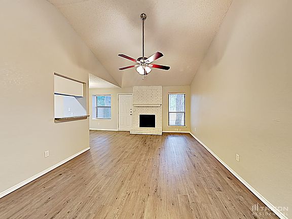 3rd image of 7412 Little Rock Ln