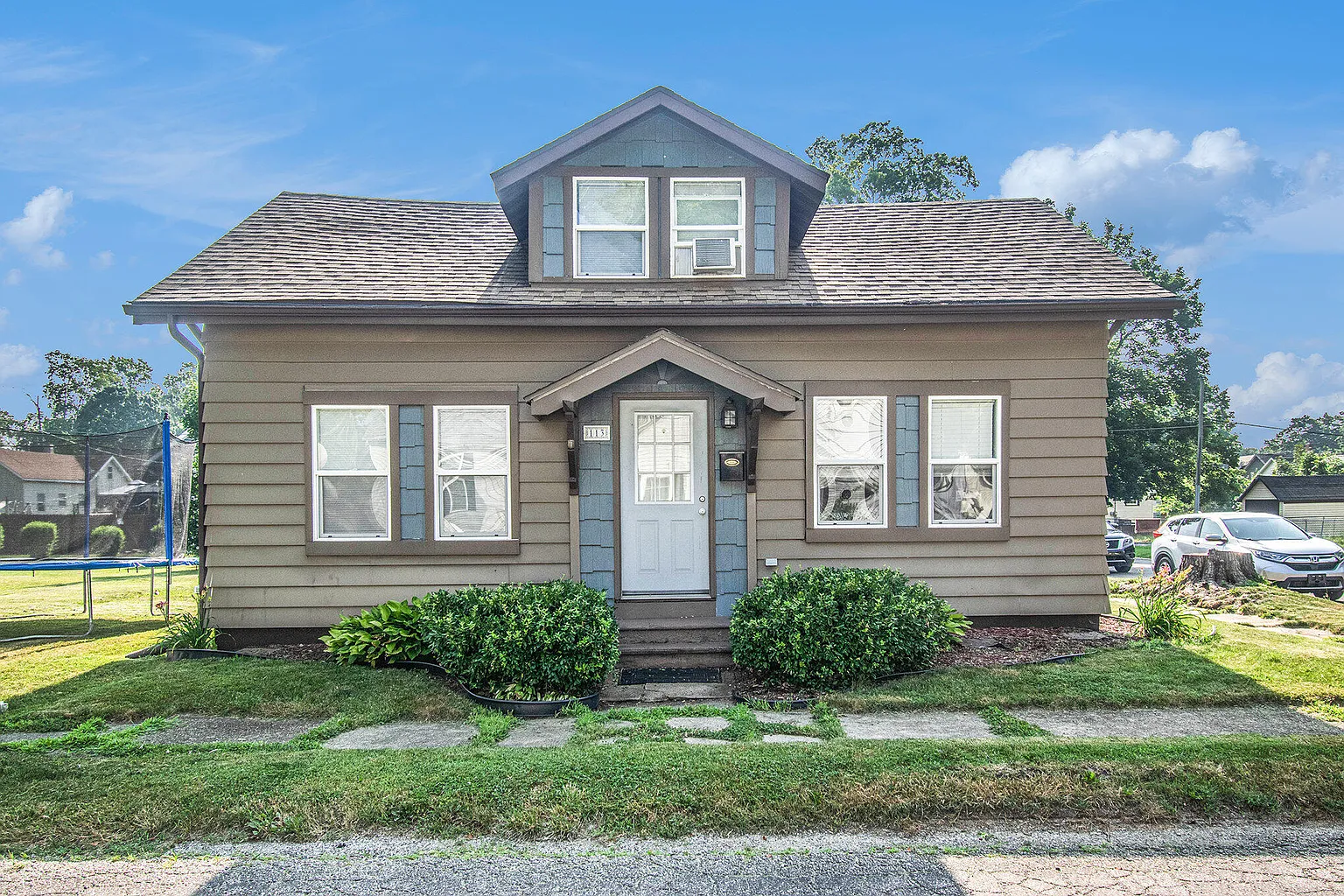 113 Norton St photo 1