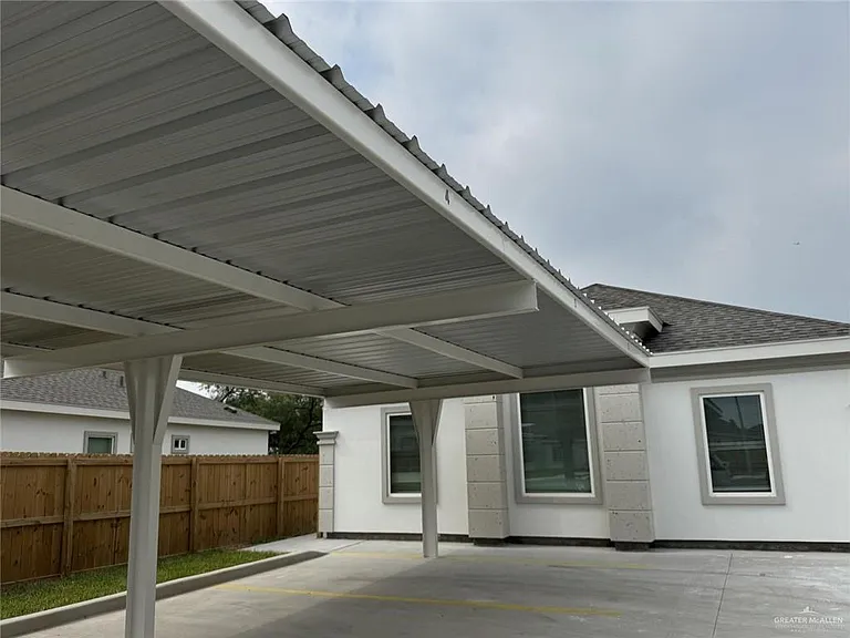 1312 W Sucre Dr #5 — Photo 3