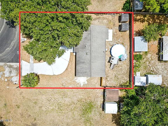 4th image of 1129 Coronado Dr