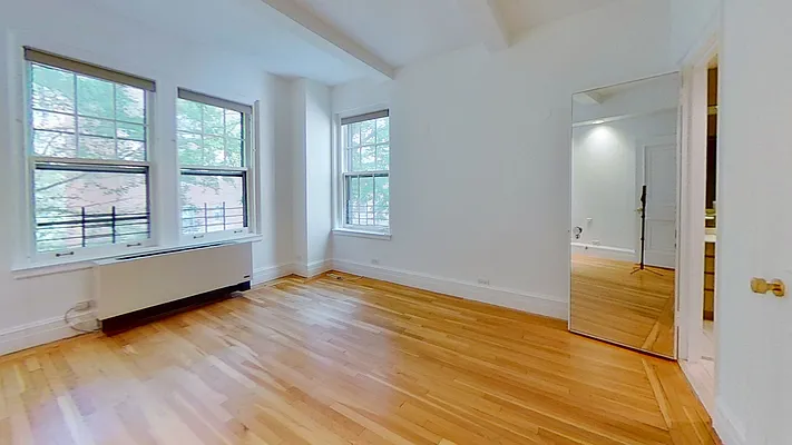 Sold by Douglas Elliman | media 8