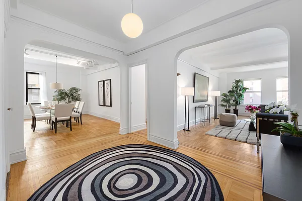 Sold by Douglas Elliman | media 20