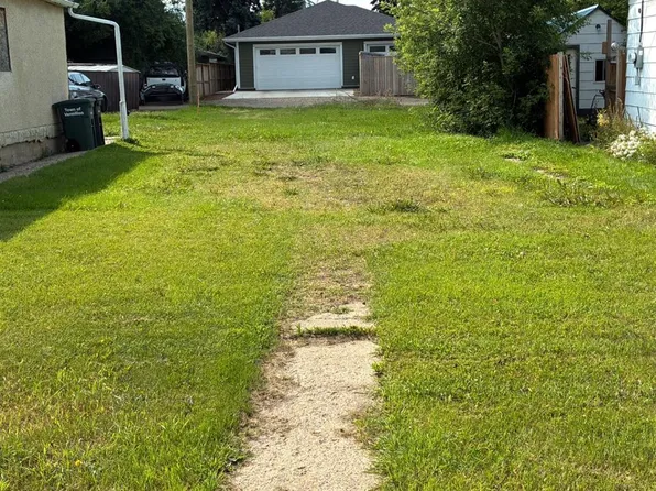 4625 50th Ave, Vermilion, AB T9X 1R7