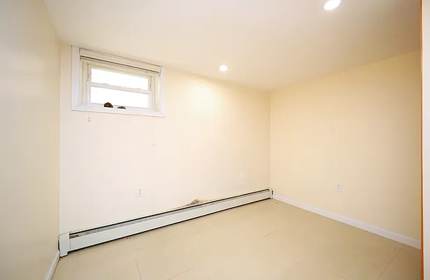 Sold by Remax Edge | media 21