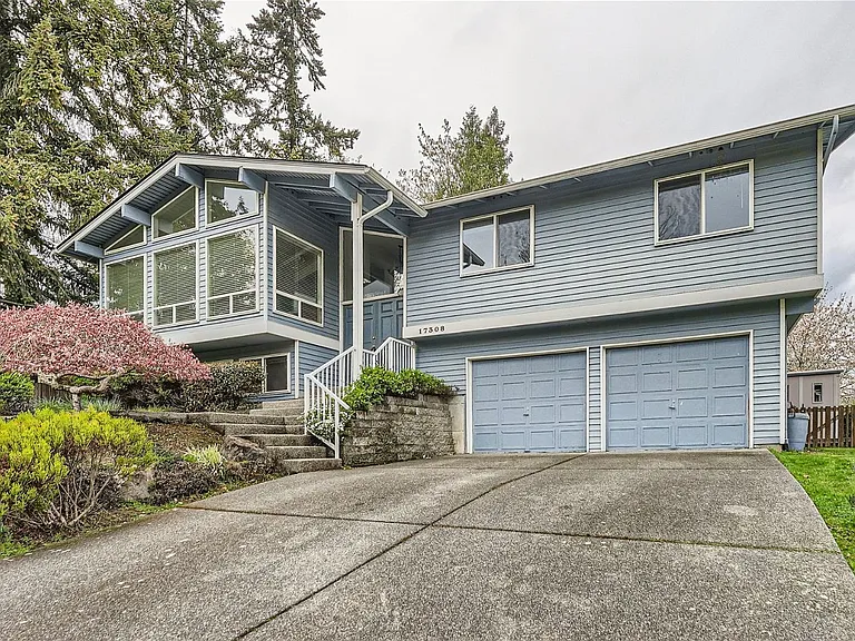 17308 NE 13th Pl — Photo 25