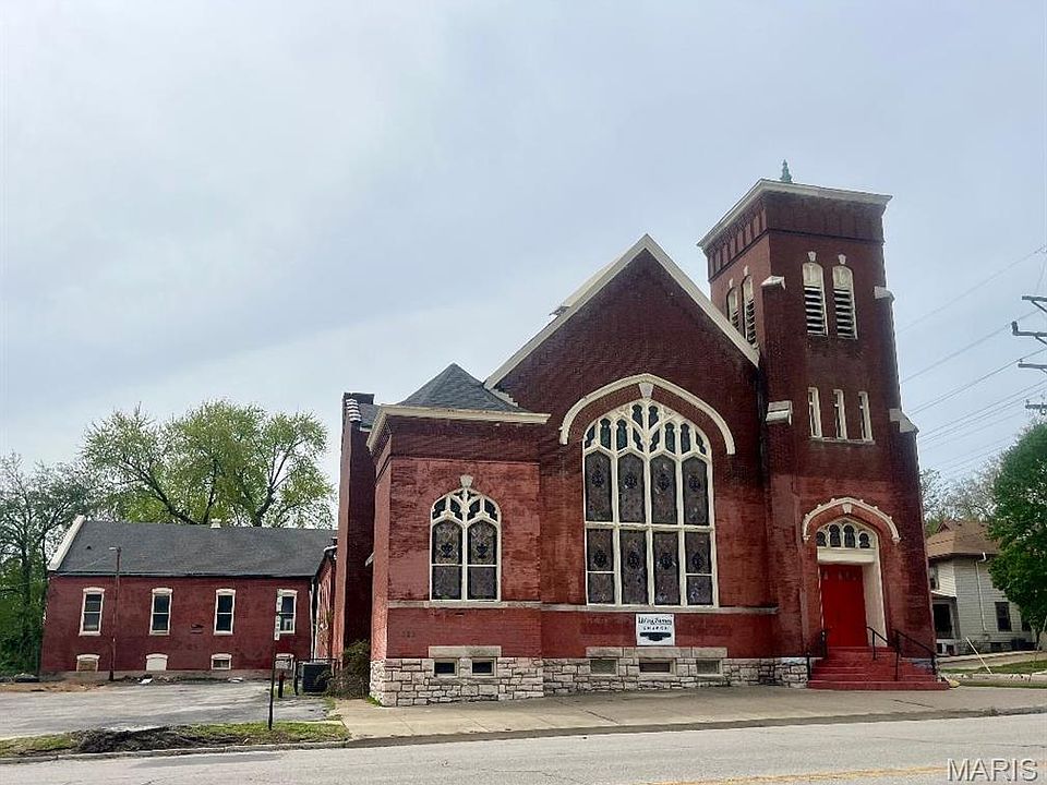 1st image of 720 Henry St