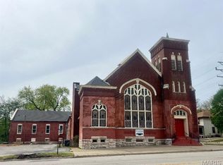 720 Henry St, Alton, IL 62002