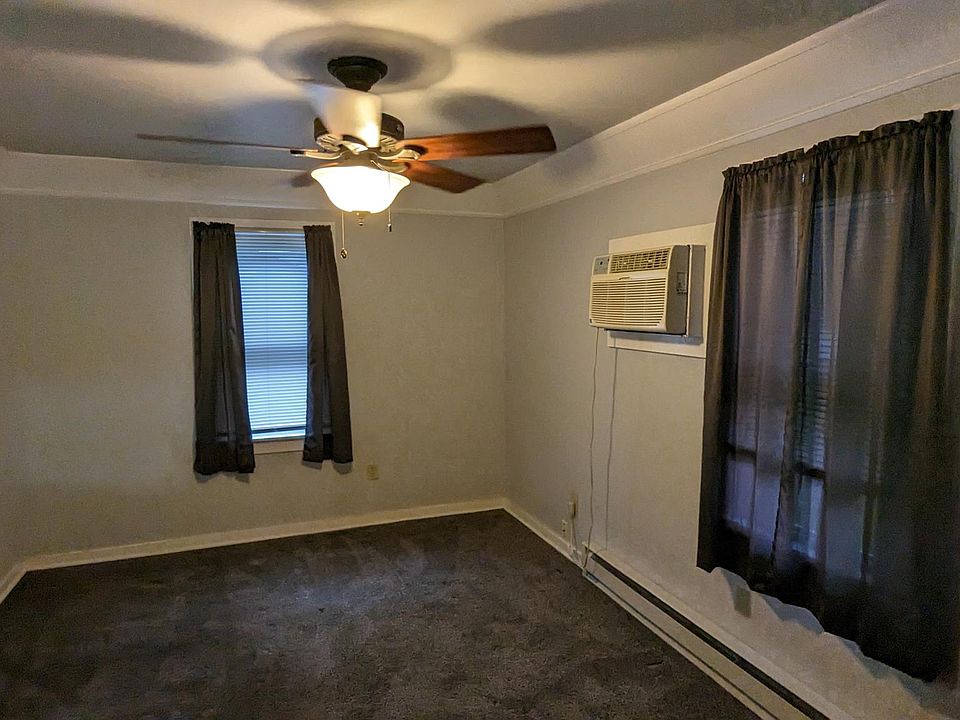 1st image of 136 N Michigan Ave APT 2
