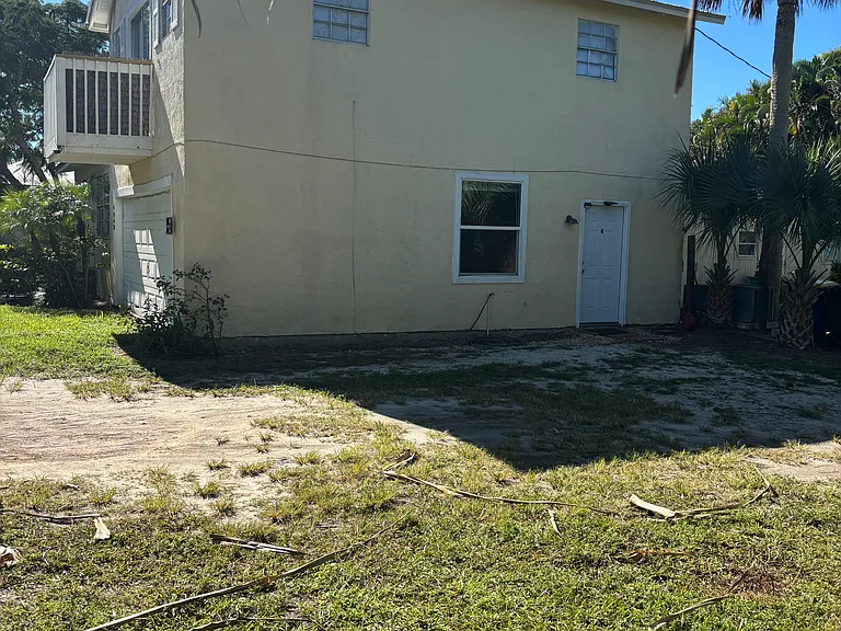 4948 SE Isabelita Ave #4 — Photo 6