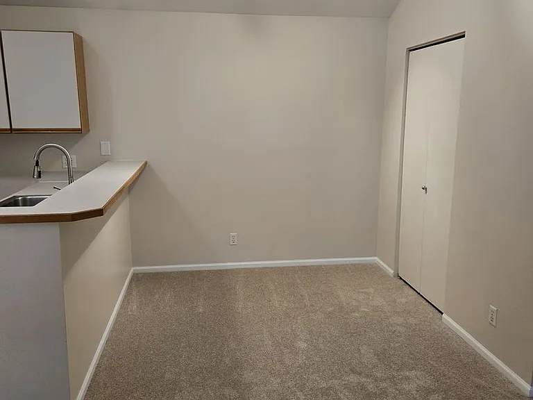 1531 NW 61st St #303 — Photo 7