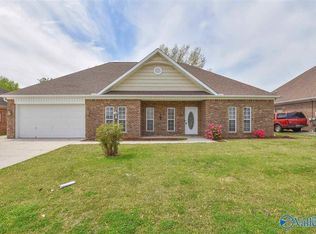 15969 Landview Ln, Athens, AL 35613