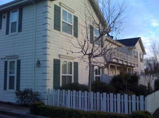 194 W Macarthur St, Sonoma, CA 95476