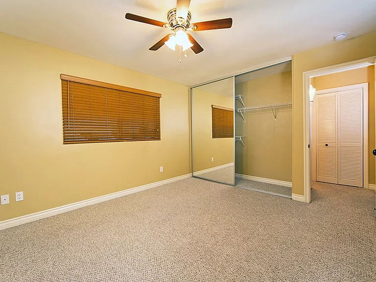 1450 Iris Ave — Photo 13
