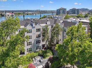 1616 S Harbor Way #412, Portland, OR 97201