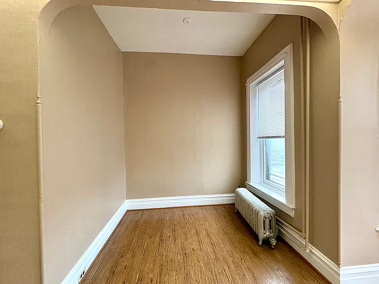 48 E Princess St #2 — Photo 21